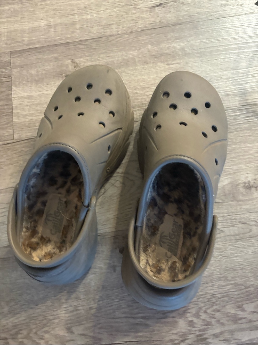 Skechers Taupe Slip-On Clogs with Leopard Faux-Fur Lining - Women